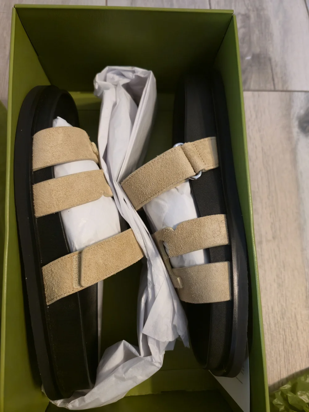 Tory Burch chic effortless